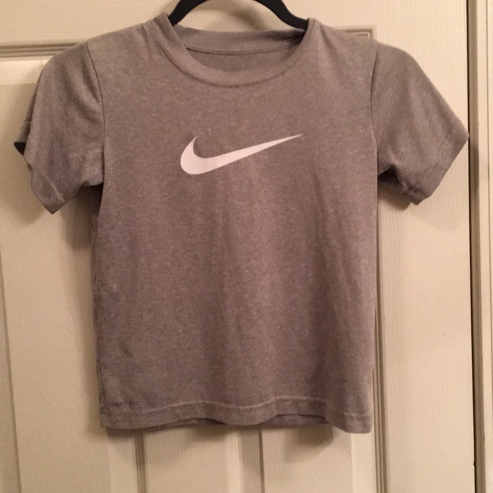 Boys nike shirt
